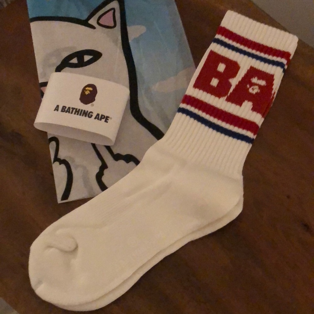 ⭐️Host Pick ⭐️ BAPE white Socks NWT